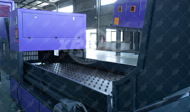 Optical sorting machine